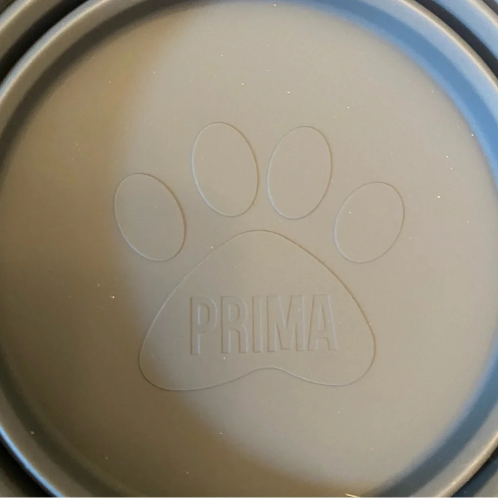 NWT prima pets 2 collapsible travel bowl. Set of two. Capacity 5 cups.